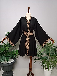 Siyah Maroken Viskon Kumaştan Tasarım Kısa Kimono