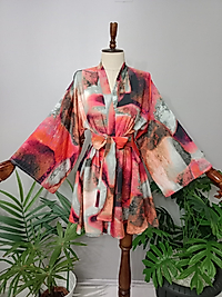 Aerobin Kumaştan Özel Tasarım Kimono.