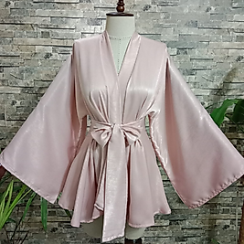 İpek Krep Kumaştan Tasarım Pudra Pembesi Kısa Kimono.