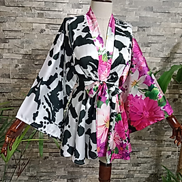 Beymen İpek Saten Kumaştan Tasarım Kısa Kimono.