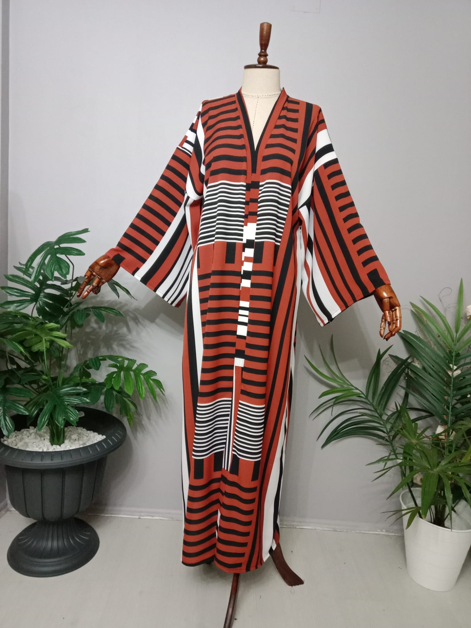 Abaya Kobe Krep Kumaştan Özel Tasarım.